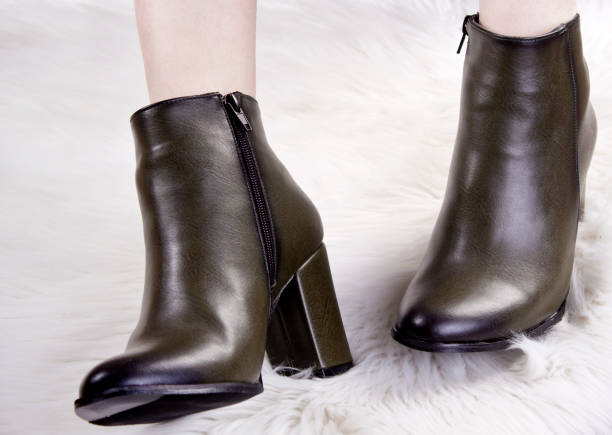 بهترین کفش چرم زنانه اداری + ارسال به سراسر کشور